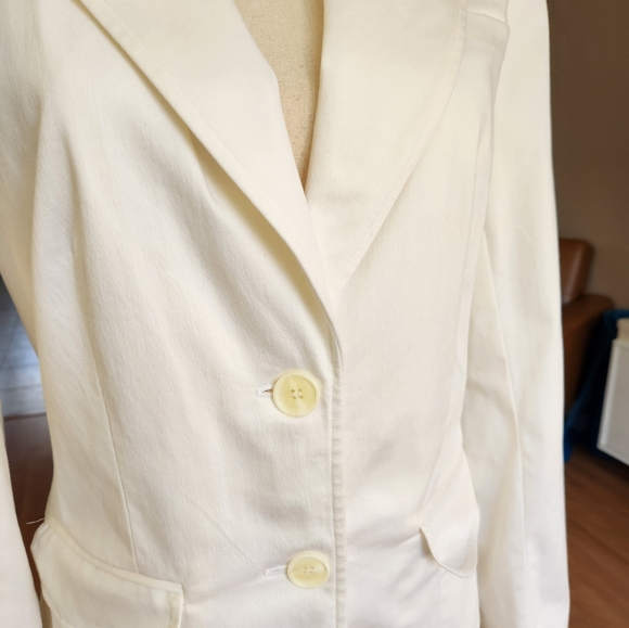 Beige Jacket - Picture 4 of 8